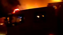 Bandırma'da Alışveriş Merkezinin Deposunda Yangın