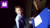 Макс в студии звукозаписи озвучивает роль в мультфильме Никита Кожемяка The DRAGON SPELL cartoon new video