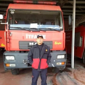 İtfaiyeci Üzerine Benzin Döküp Kendini Yaktı