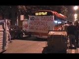 Napoli - Chiusura Ospedale San Gennaro, cittadini bloccano il traffico (27.10.16)