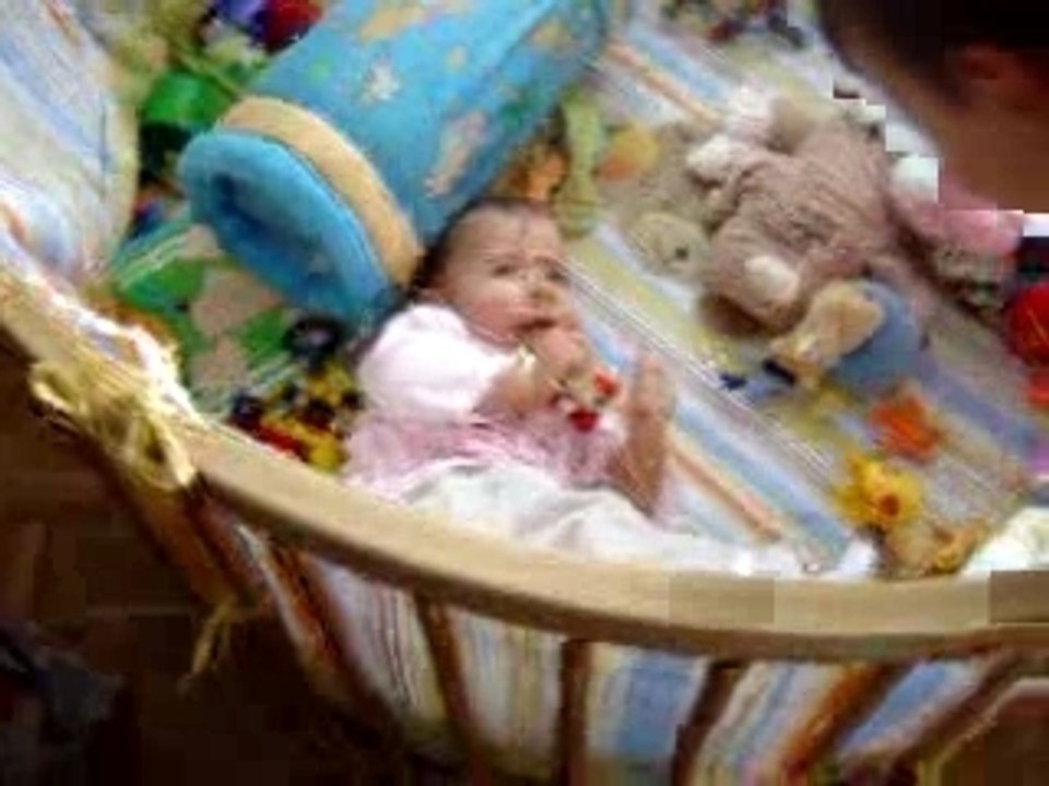 Jayas Lachen mit Joel