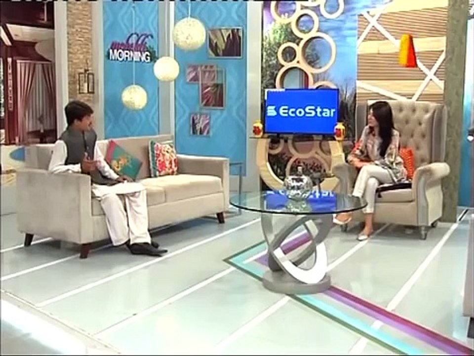 ُپاکستانی صبح بخیر شو کی میزبان نے ارشد خان (عرف چاٗے والا) کے ساتھ جوکیا ۔۔۔ ٓاپ خود دیکھ لیں