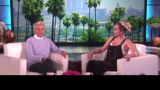 Miley Cyrus Talks About Her Engagement Ring From Liam Hemsworth -  Oct 27, 2016
