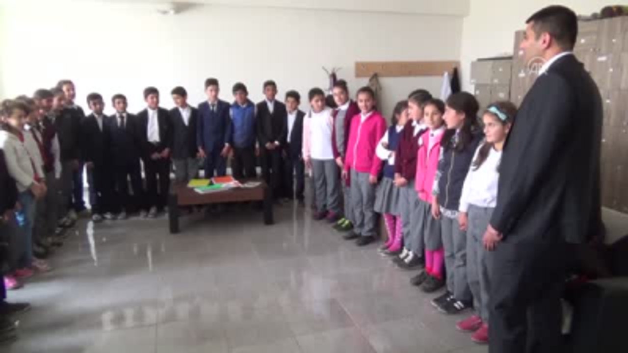 Terör Mağduru 5 Bin Öğrenciye Kıyafet Yardımı