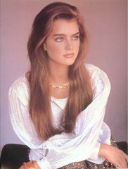 Bir Döneme Damga Vuran Brooke Shields, Zamana Meydan Okuyor