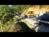 Video 2/ Makina bie nga 20 m lartësi, humb jetën i riu