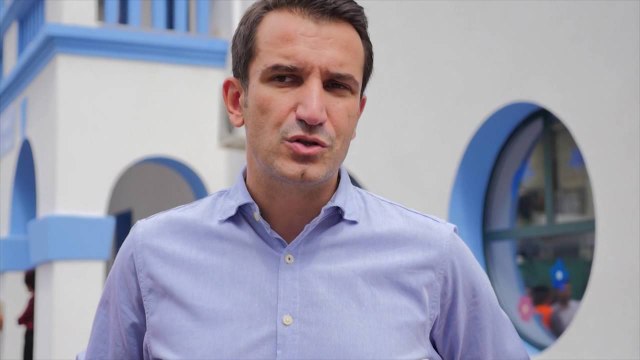 ERION VELIAJ INAUGURON KOPSHTIN E FUNDIT TE RIKONSTRUKTUAR GJATE MUAJVE TE VERES NE TIRANE LAJM