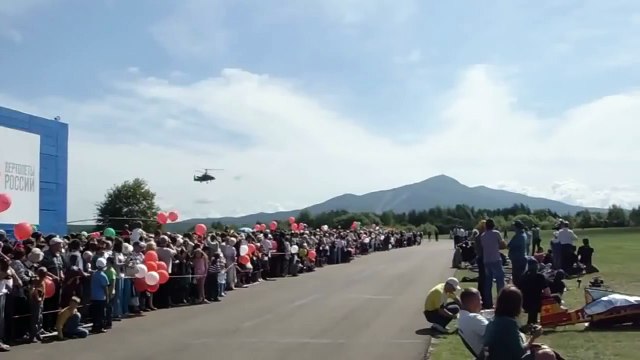 Демонстрационный полет Ка - 52 Аллигатор.