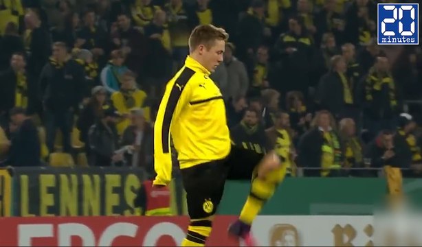 Il jongle avec un chewing gum ! - Le rewind du vendredi 28 octobre 2016.