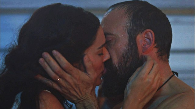 Vatanım Sensin 1. Bölüm - Benim Vatanım Sensin!