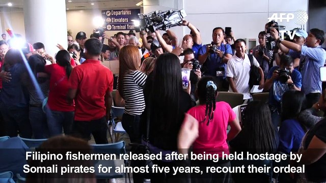 Somali pirate hostages return to Philippines, recount abuse