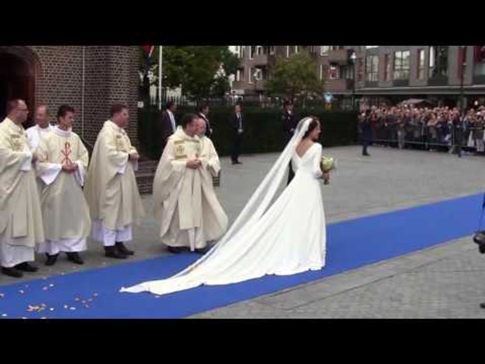 Wedding Prince Jaime & Viktória Cservenyák