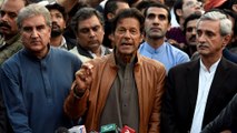 Paquistão: Imran Kahn diz que governo não poderá parar 