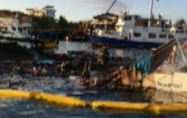 Esta madrugada se reporto un incendio en una embarcación en Galapagos