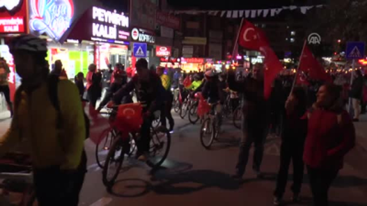 29 Ekim Cumhuriyet Bayramı Dolayısıyla "Fener Alayı" Düzenlendi - Tekirdağ