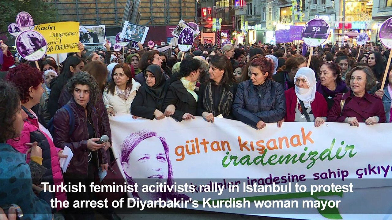 Women protest in Istanbul over arrest of Kurdish mayor