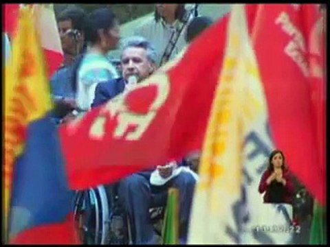 Encuestadoras ubican a Lenín Moreno en primer lugar con más del 30%