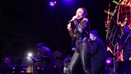 Ziynet Sali, 29 Ekim Cumhuriyet Bayramı Etkinlikleri Kapsamında Sevenleriyle Buluştu