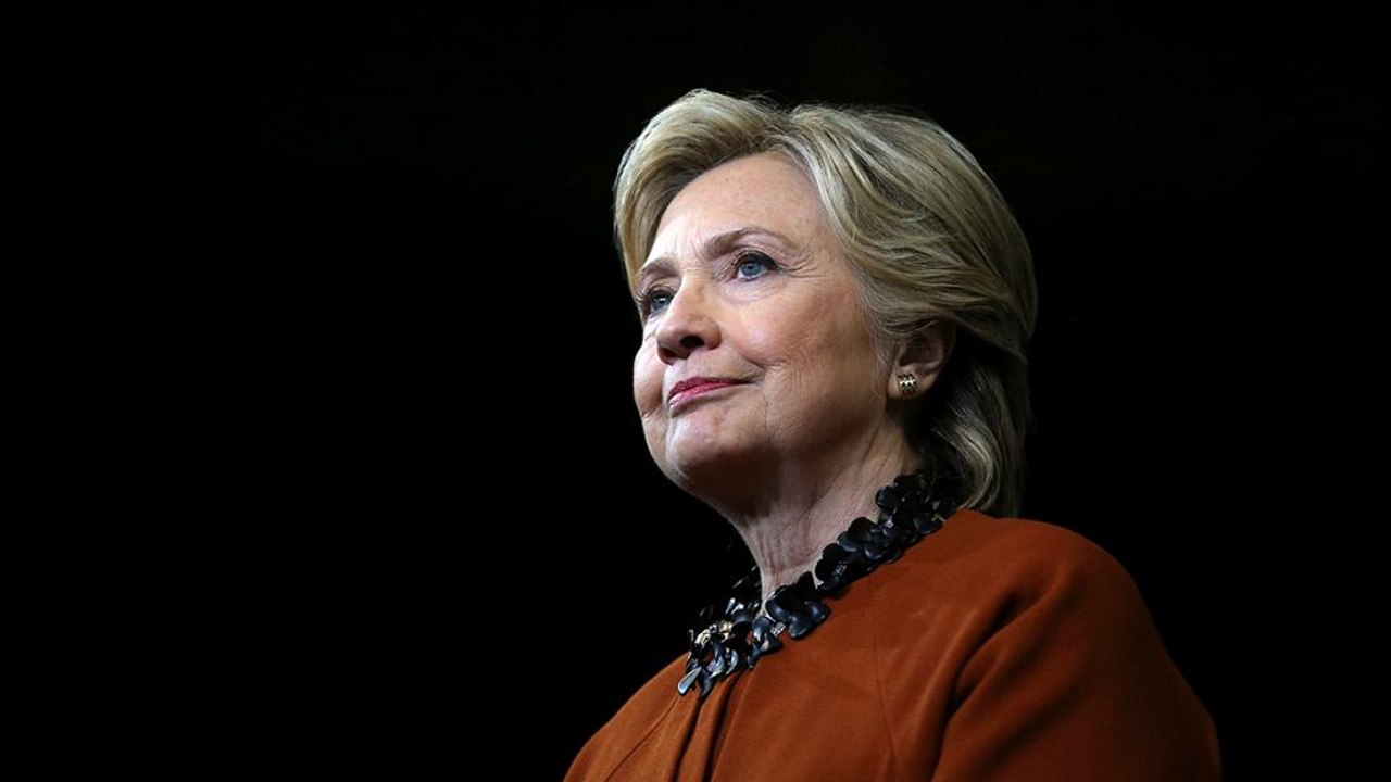 FBI ermittelt wegen neuer Clinton-E-Mails
