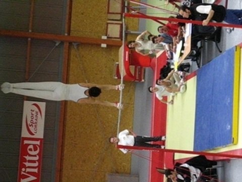 Soufiane Gymnastique barre fixe