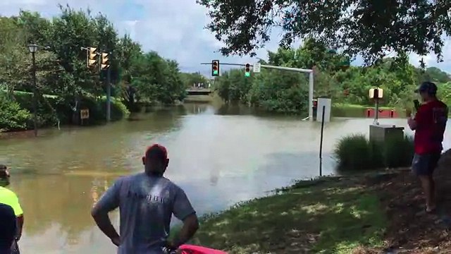Louisiana Residents Face Financial Troubles During Flood Aftermath - YouTube