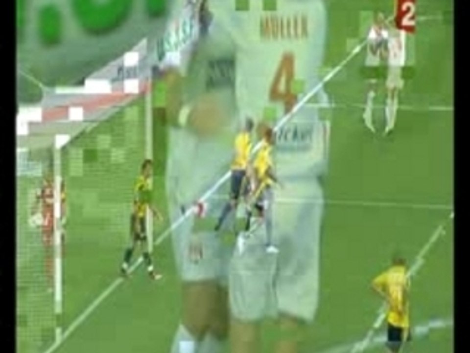 2e but de lyon contre sochaux au trophée des champions