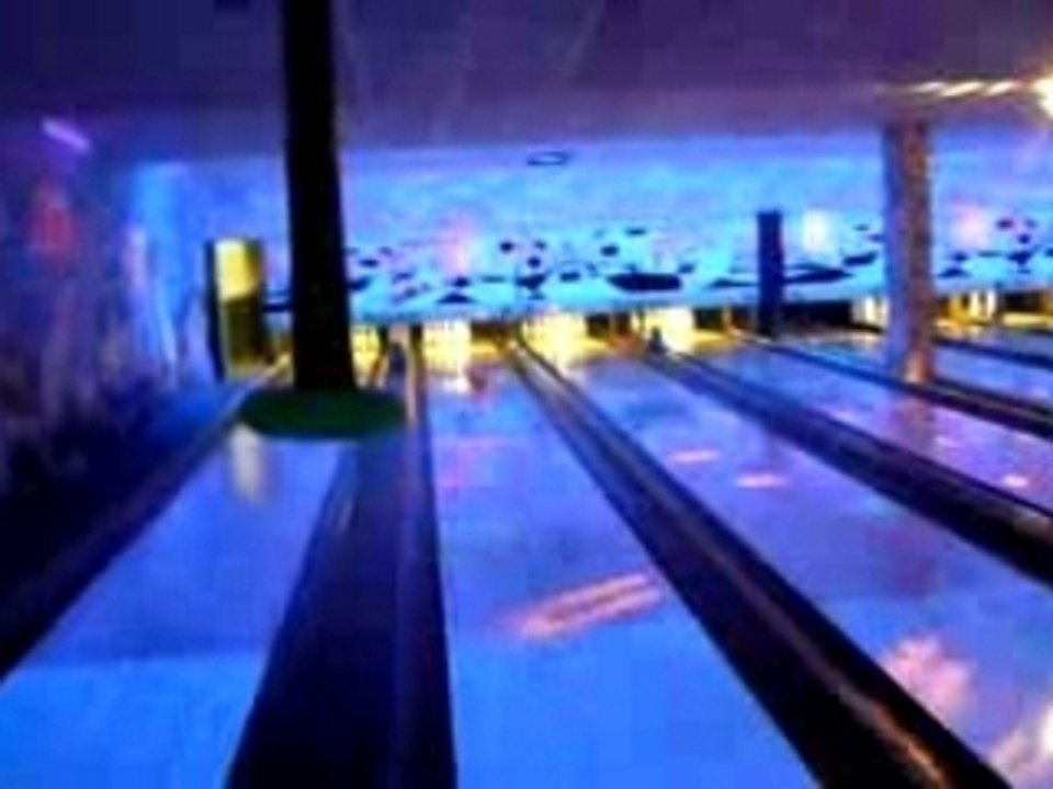 Lex bowling biatch