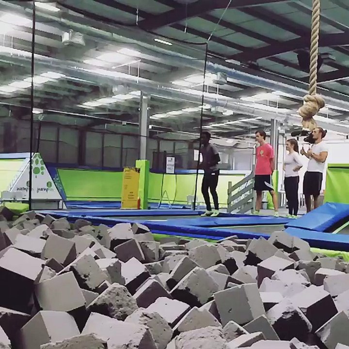 Jump In Trampoline Park