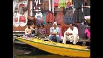 The beautiful Dal Lake in Srinagar - Srinagar - Jammu-and-Kashmir