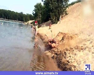 چیزوں کو صحیح کرتے ہوءے خیال ضرور رکھیں ورنہ ایسا ہی ہوگا جیسا اس ویڈیو میں ہوا