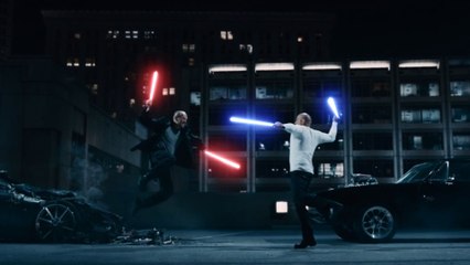 Jason Statham vs Vin Diesel - STAR WARS lightsaber battle