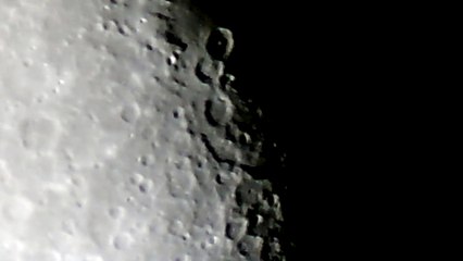 Possible UFO or Satellite on The Moon (23-8-2016) - Telescope 70mm
