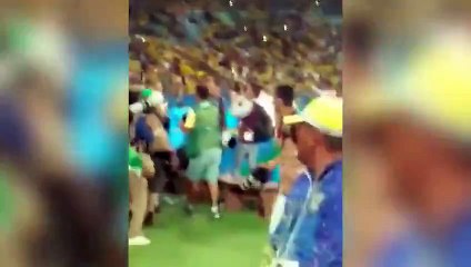 Neymar pète les plombs contre un supporter