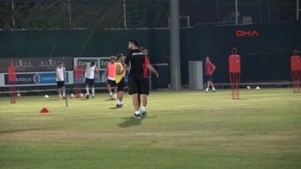 Penaltı Kaçıran Eto'o Kendisine Ceza Verdi