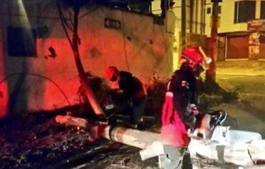 La velocidad de los vientos alcanzan los 50 km/h en Quito y desprende varios arboles