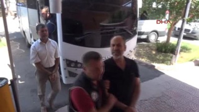 Adana'da 10'u Müdür 59 Polis Adliyeye Sevk Edildi