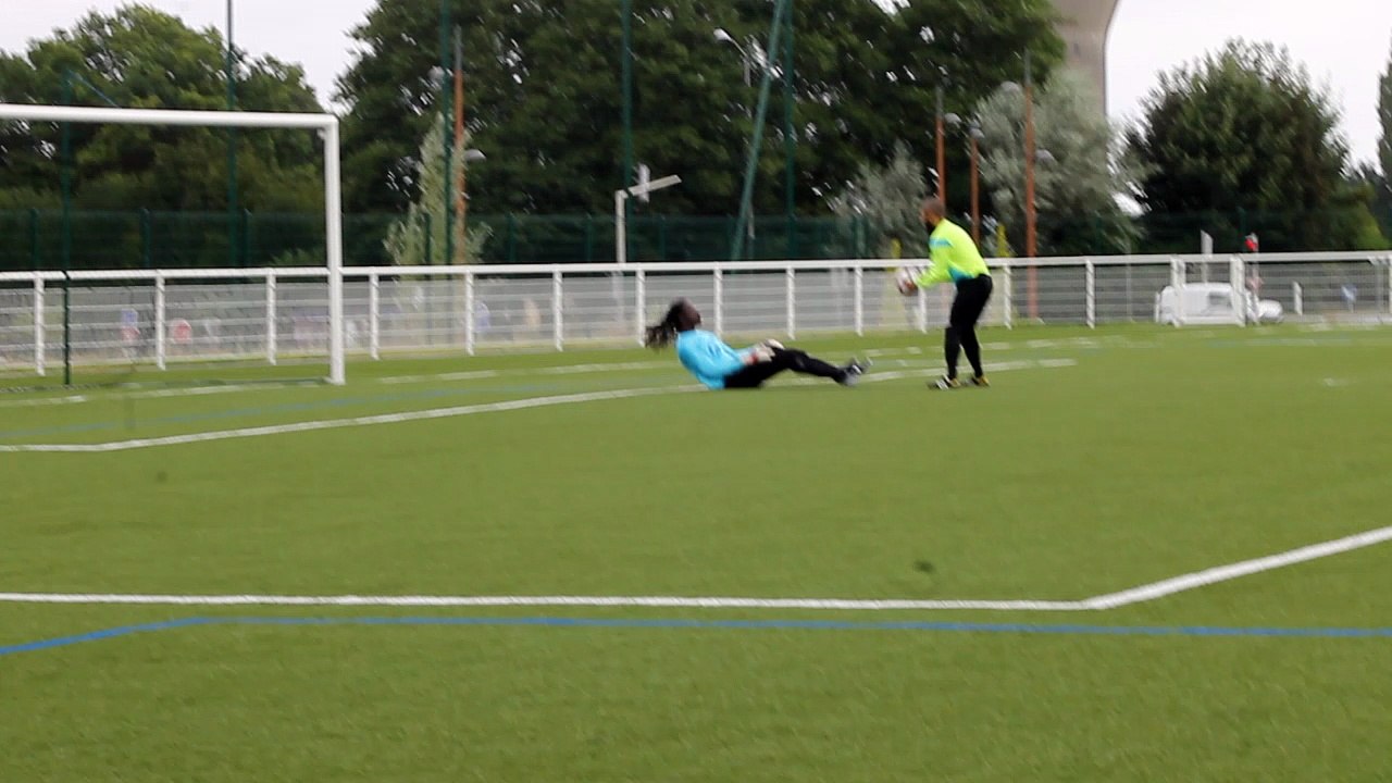 Le sérieux de nos deux gardiens à la mi temps du match contre Mesnil Esnard