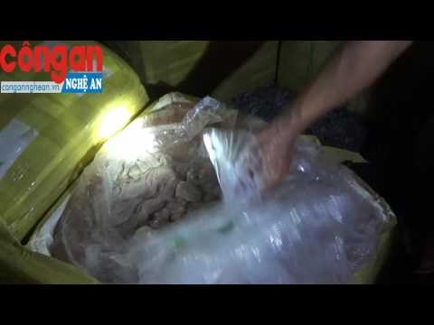 lien tiep phat hien thu giu so luong lon thuc pham khong ro nguon goc