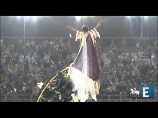 Com ator Marcos Frota "voando", Vai-Vai levanta o Anhembi