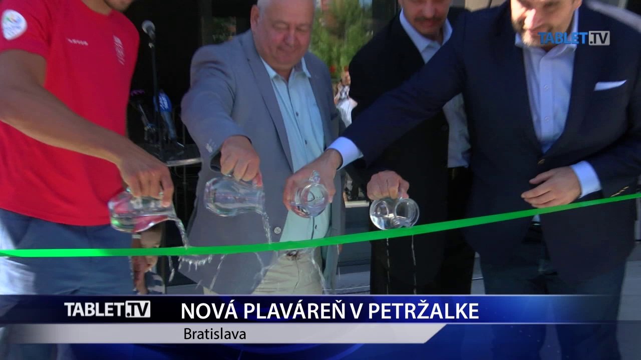 Prvá plaváreň v Petržalke je otvorená, zatiaľ ju testujú dobrovoľníci