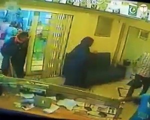 MQM Attack On Ary News Channel