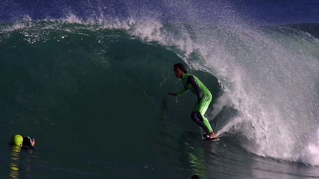 Adrénaline - Surf : Ce lundi 22 août, Hossegor était on fire !