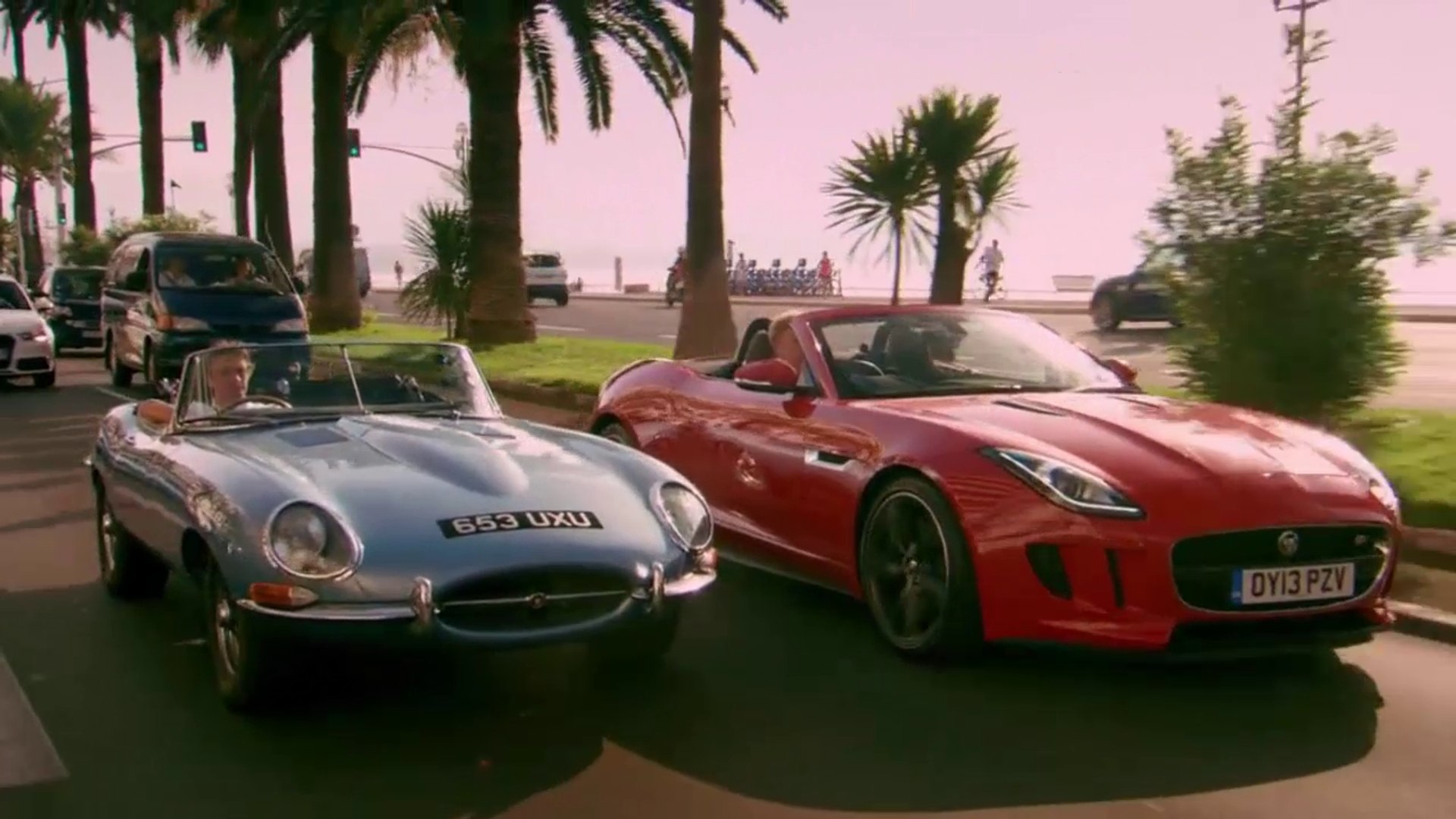 Jaguar E-type vs F-type R - Top - BBC - video Dailymotion