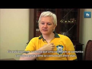 "A internet é o sistema nervoso central da sociedade" afirma Assange