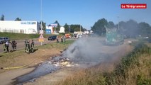 Saint-Martin-des-Champs (29). Le feu dans la remorque d'un poids lourd