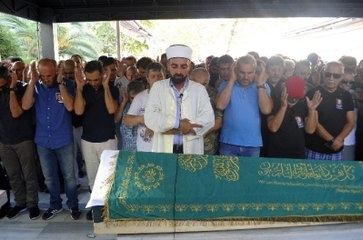 Ünlü Oyuncu İsrafil Köse Son Yolculuğuna Uğurlandı