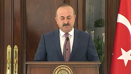 Turquía: Estado Islámico debe desaparecer de la frontera siria