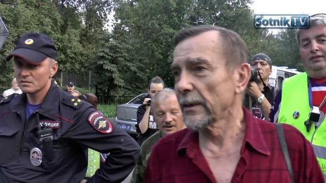 Москвичи: Путин ведет страну в никуда, страна обнищала – он бандит