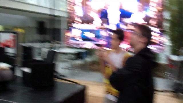 Marcus de la Teamg1 de Gameone fait gagner une Sony PS4