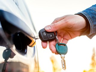 4 Simple Tricks to Make Driving Easier